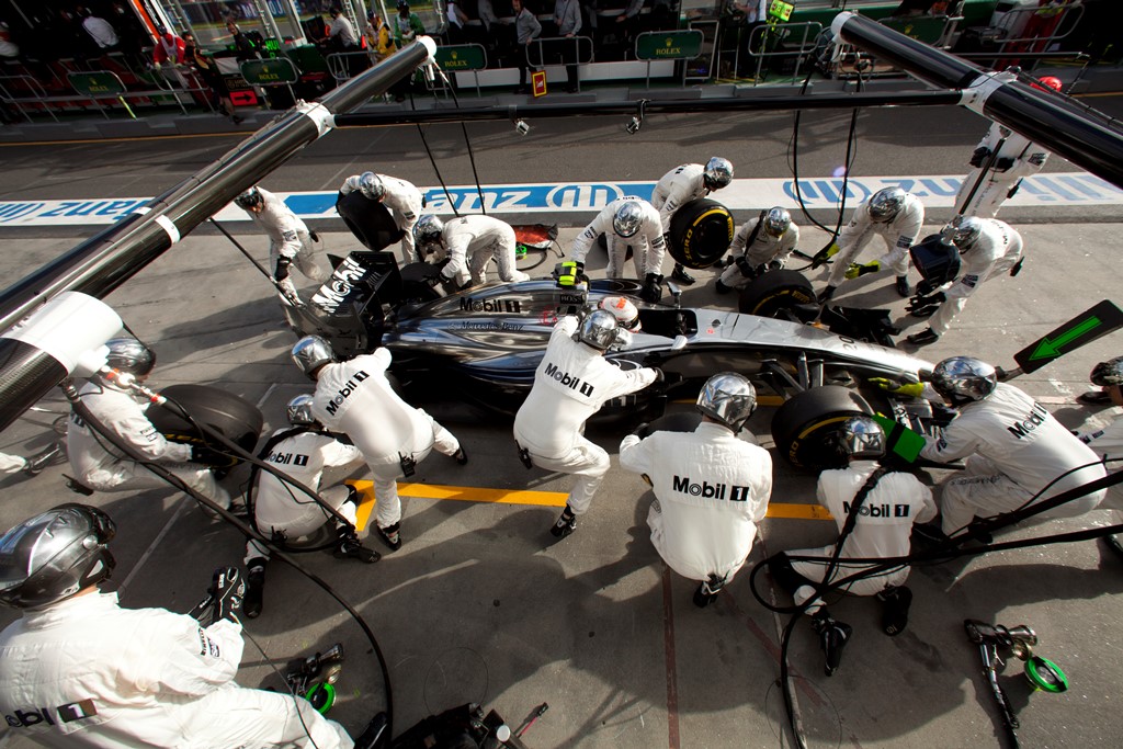 Omgangene omkring Kevin Magnussens pitstops var bemærkelsesværdige
(Foto: McLaren Media)